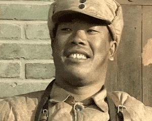 BLG候场面部表情对比动图