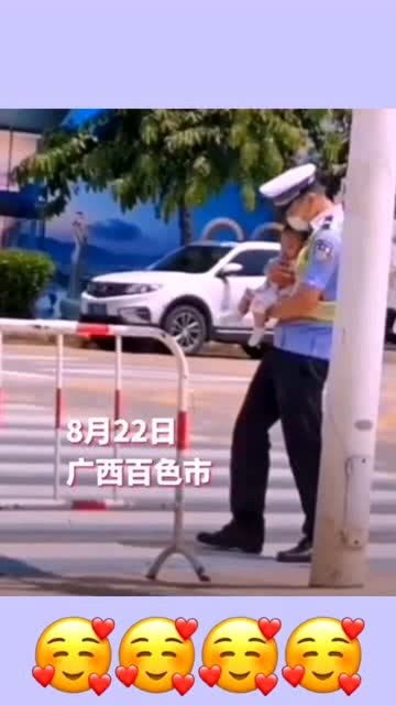 民警刚还了1个娃转眼又捡回来1个，网友：这剧情太魔幻了！