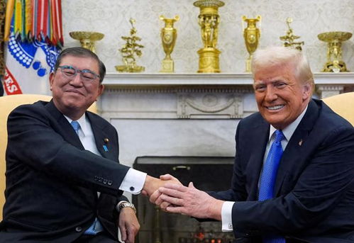 日本首相石破茂与特朗普会面