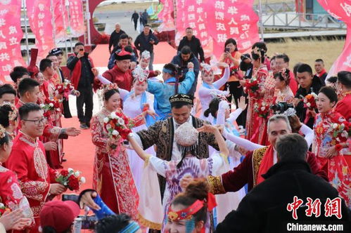 被新疆婚礼感染了！我在抖音刷到的这场民族婚礼，让我彻底爱上了这片土地