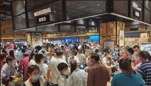 胖东来内部员工培训现场照片