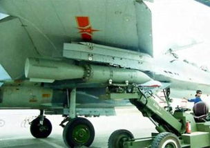 央视曝光解放军“钻地弹”细节，网友：这才是真正的国之重器！