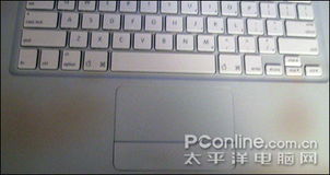 笔记本上写着“今天我要放空自己”这句话