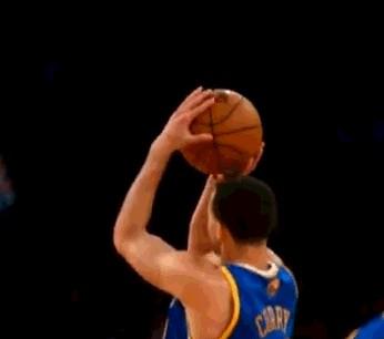 库里投篮精彩瞬间