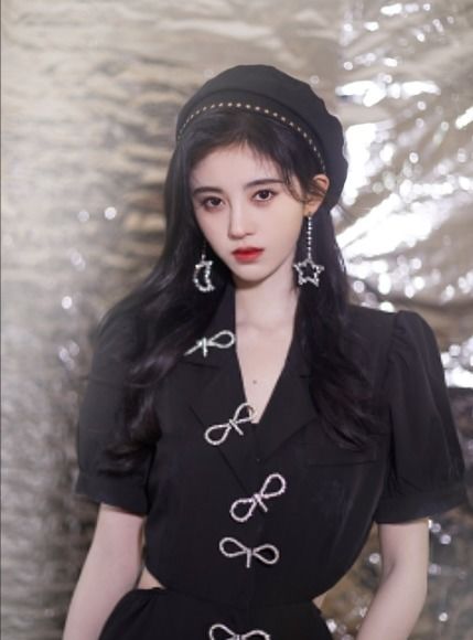 博主尝试鞠婧祎同款盘发过程图<h2 id=