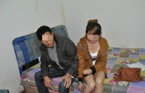 家属在现场接受采访