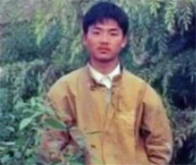 刘强东回应“凑76个茶叶蛋上大学”：一个农村娃的逆袭与感恩之路