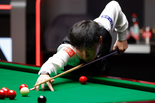 赵心童与奥沙利文对战<p>这场胜利不仅展现了赵心童的技术实力，更证明了他在心理层面的突破。面对速度与进攻能力极强的奥沙利文，赵心童稳扎稳打，牢牢掌控了比赛节奏。</p><h2 id=