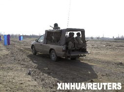 巴基斯坦士兵在边境地区巡逻