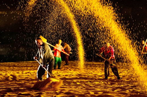 国潮非遗“排列组合”人气爆棚，我在郑州戏剧幻城沉浸式体验文化新消费