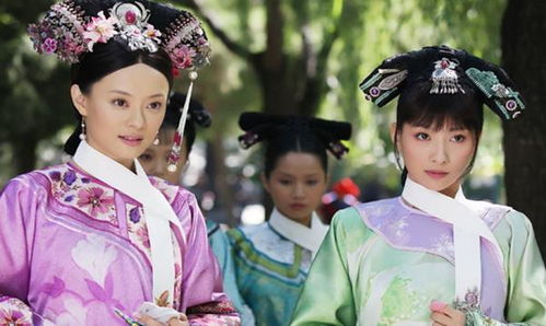 安陵容在甄嬛传中的经典造型</div><p>近日，微博话题#安陵容替身#突然冲上热搜，引发全网关注。事情起因是一位网友在社交平台上晒出一张陌生女性的照片，并称其神似“现实版安陵容”。这张照片迅速在网络上传播开来，网友们纷纷加入讨论，甚至有人翻出旧照进行对比。</p><div id=