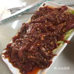 当地特色美食牦牛肉