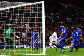 图拉姆脚后跟破门瞬间