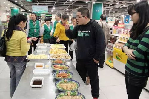 女子超市试吃咸菜引热议 涉事区域产品已下架