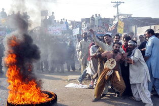 巴基斯坦民众街头抗议