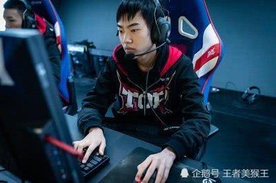 Knight对应的冷静松柏