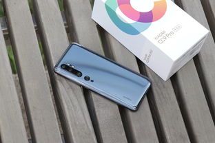 雷军使用小米生成拍立得风格照片