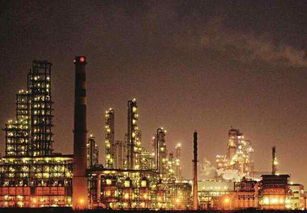 山东地炼企业厂区夜景