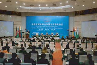 中国倡导和平发展理念宣传图