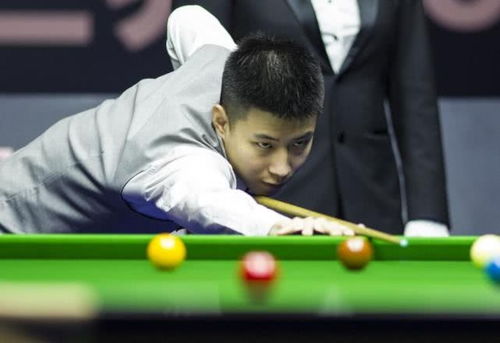 赵心童与丁俊晖同框合影