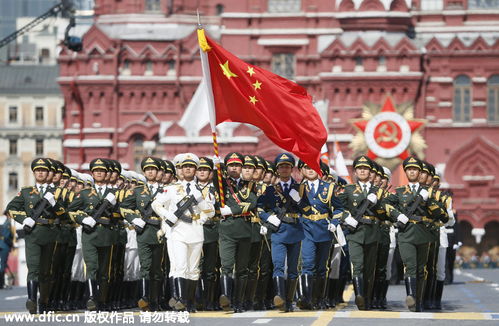 高高飘扬的国旗是我们最温暖的力量｜我在莫斯科红场见证“中国排面”的震撼瞬间