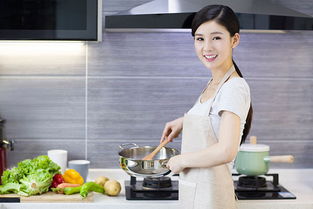 女子上门做饭每天6单月薪近2万，我亲身体验后才明白这背后的真相！