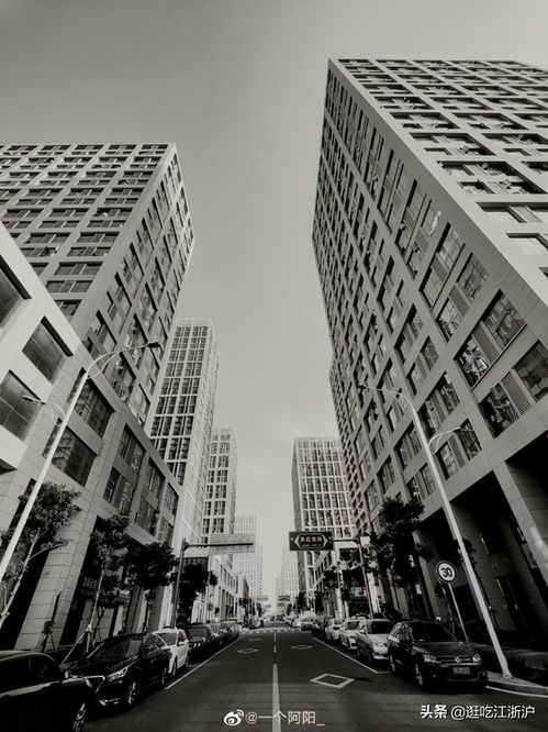 杭州网红大楼现状冷清画面