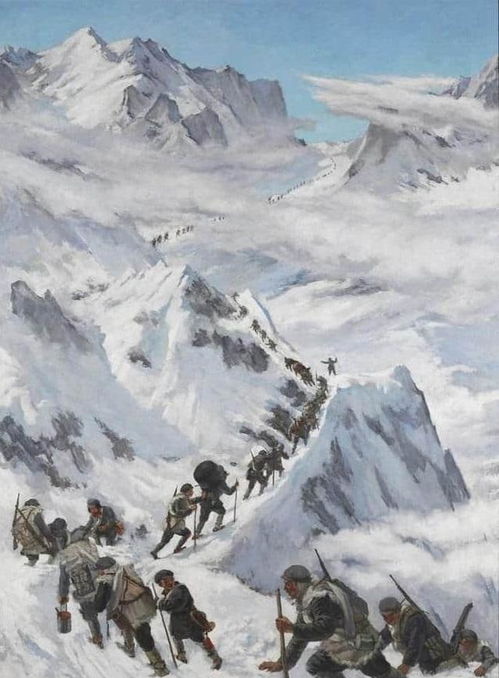 一对老年夫妻站在雪山脚下合影