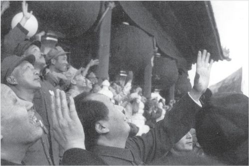 开国大典上首次亮相的中国人民解放军空军战机