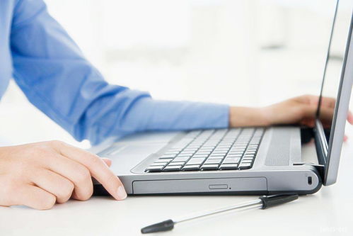 隐私政策不是“摆设”！简书平台热搜背后，我如何重新审视自己的网络数据安全？