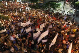 乌克兰民众街头抗议生活成本上涨