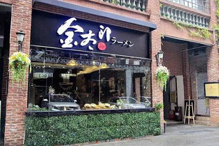 胖东来门店内景图展示诚信文化墙