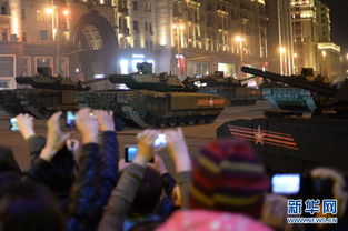 中国女兵在红场夜间彩排