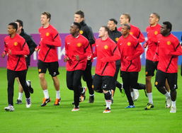 曼联全队备战训练<p>滕哈格教练正在调兵遣将，瓦拉内、利桑德罗·马丁内斯等伤员也在逐步恢复状态。如果马奎尔能够在决赛中复出，那将是锦上添花的好消息。</p><p>作为一名忠实的红魔球迷，我已经准备好前往决赛现场，为我的球队呐喊助威。希望这一次，我们能捧起久违的奖杯，为这个赛季画上完美的句号。</p><br><div style='background-color:#d4edda; padding:15px; border-radius:8px; border:1px solid #c3e6cb;'><p><strong>结语：</strong> 足球不仅仅是比赛，更是一种信仰。曼联的每一场胜利，都是对我们坚持热爱的最好回报。未来的路还很长，但我相信，红魔的辉煌终将重现。</p></div>                        </p>
                        <!-- E 正文 -->
                    </div>

                    <!-- S 付费阅读 -->
<!-- E 付费阅读 -->


                    <!-- S 点赞 -->
<div class=