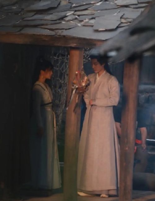 肖战古装扮相路透照曝光