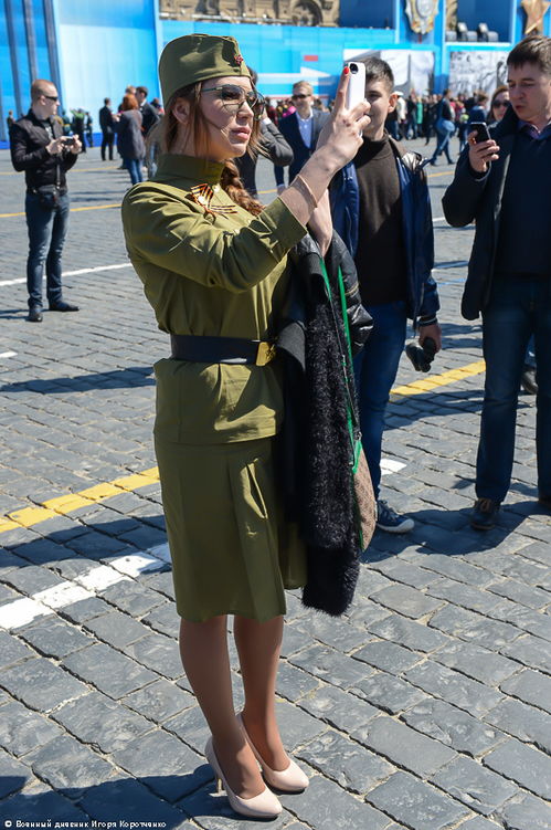 吉尔吉斯斯坦胜利日阅兵震撼全场，80周年纪念意义非凡