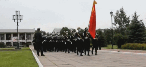 中国仪仗队在红场齐声高唱军歌