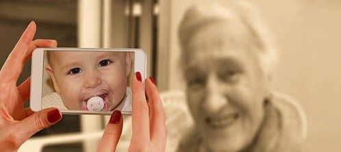 不同年龄段练习舞韵瑜伽的场景