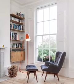 康德机81，雨：一场灵魂的洗礼与文学的回响