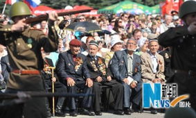 俄罗斯老兵参加卫国战争胜利80周年庆典