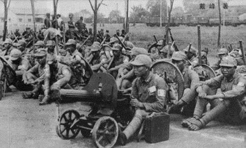 二战时期苏联与中国抗战照片对比图