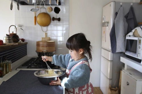 女儿出嫁后每天回娘家溜达 妈妈调侃：这闺女是‘粘人精’转世吧？