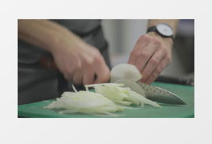 女子上门做饭每天6单月入近2万遭质疑，本人回应