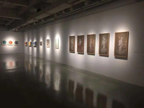 装置艺术“爱的阶梯”展览现场