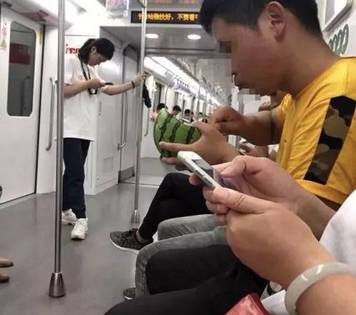 聋哑司机偷拍200多个女乘客被拘，真相让人愤怒！