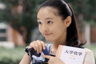 吴倩与女儿的温馨合影