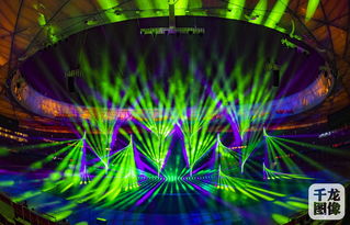 金盏速度节夜间光影秀表演现场