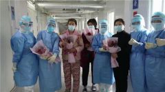 军队文职人员集体合影</div>                        </p>
                        <!-- E 正文 -->
                    </div>

                    <!-- S 付费阅读 -->
<!-- E 付费阅读 -->


                    <!-- S 点赞 -->
<div class=