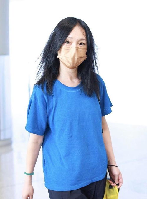 周迅起床了天塌了？网友热议她的‘逆生长’秘诀！