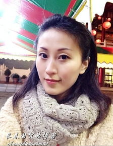 黄圣依抱着宝宝与母亲同框